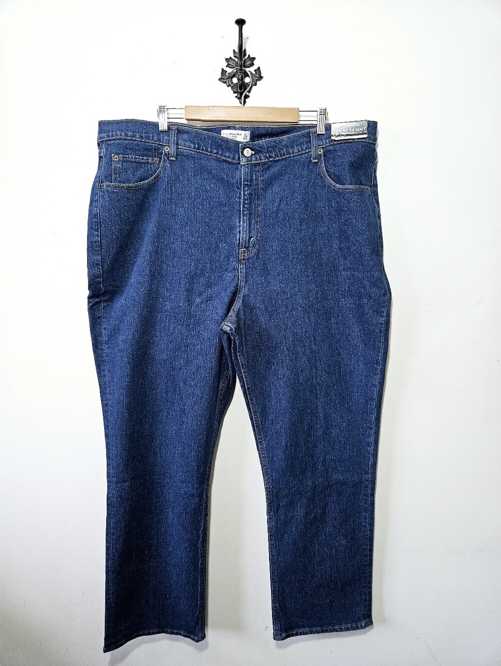 NWT Abercrombie & Fitch 90s Straight Ultra High Rise Curve Love Jeans Size 24